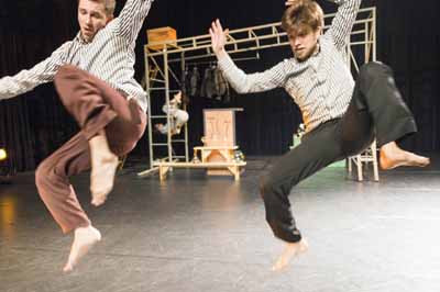 De dansers, (c) Moon Saris De dansers, (c) Moon Saris