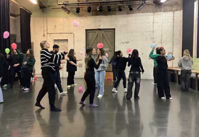 Jeder ist ein Fremder Friedrich-Dessauer-Gym